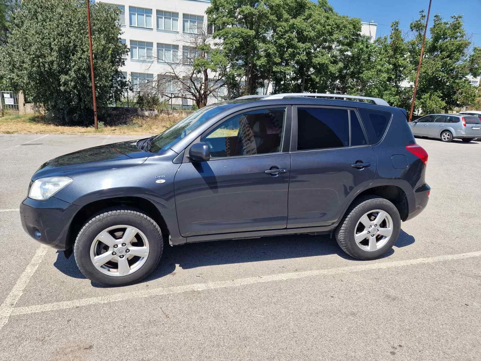 Toyota Rav4 2.2 136 к.с.D4d, снимка 3 - Автомобили и джипове - 55927669