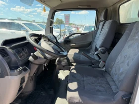Renault Maxity N1 категория Б, снимка 8