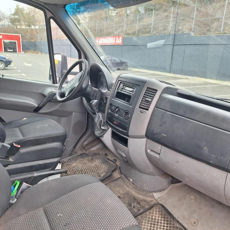 Mercedes-Benz Sprinter 311, снимка 4 - Бусове и автобуси - 48174110