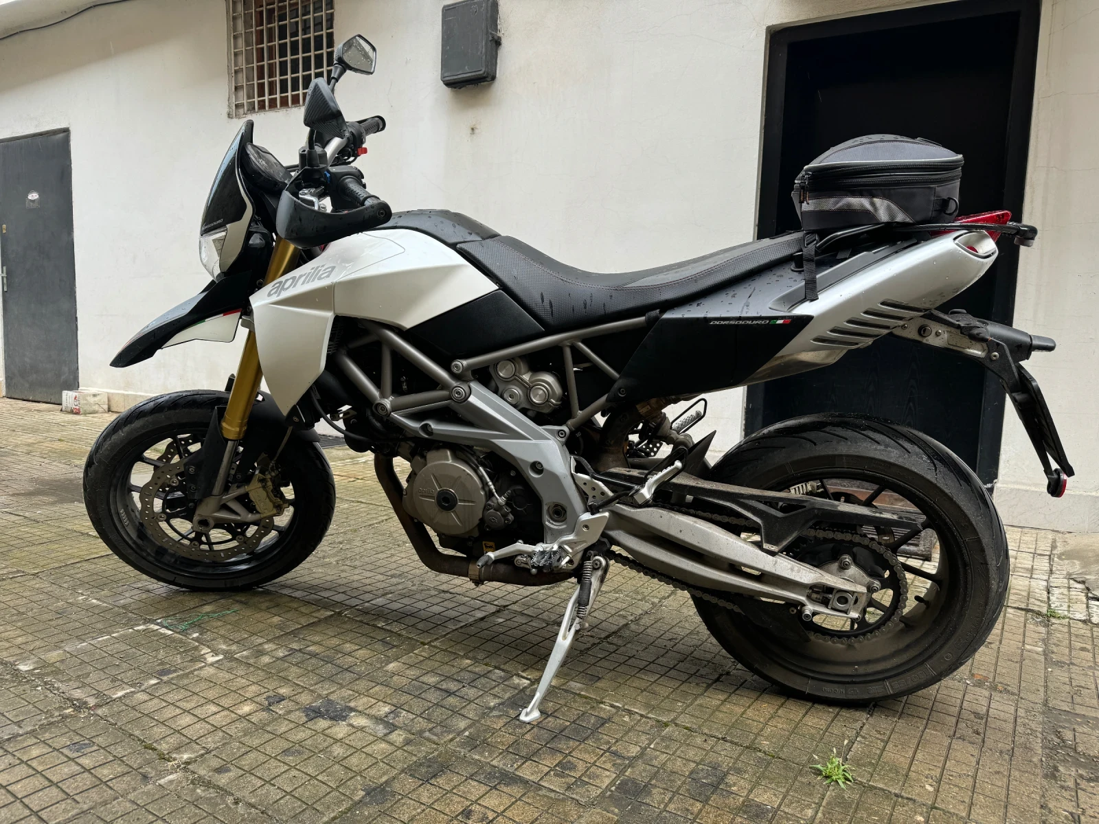 Aprilia Dorsoduro 750 - изображение 4