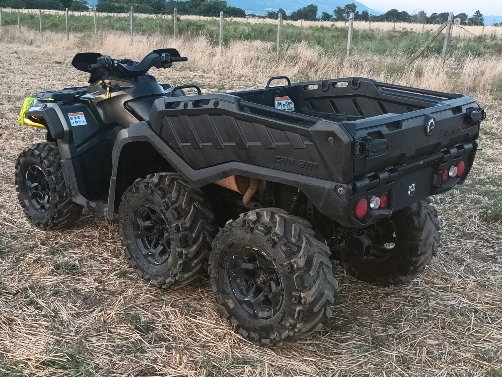 Can-Am Outlander OUTLANDER 1000R 6X6  - изображение 3