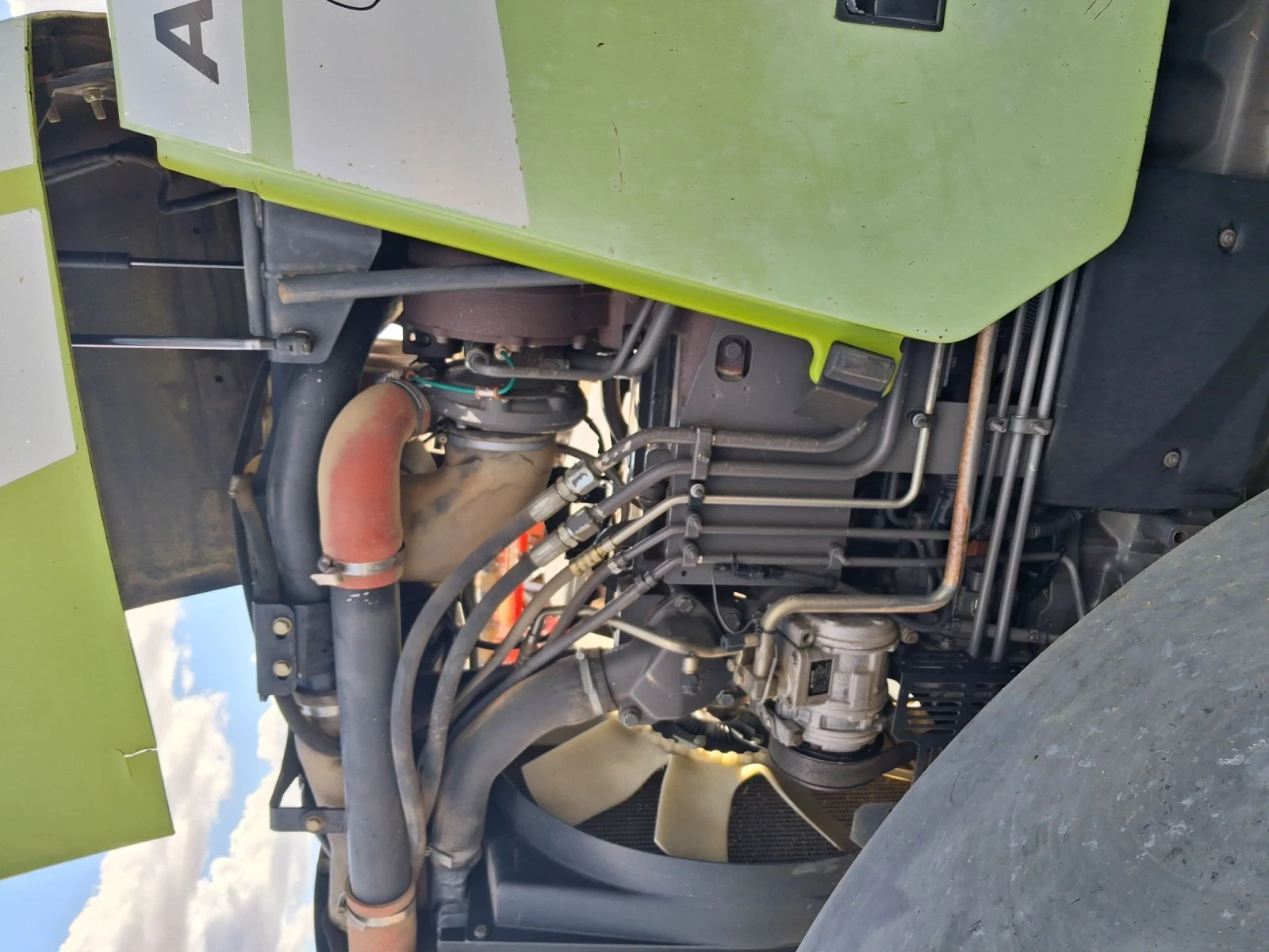 Трактор Claas Арион630, снимка 3 - Селскостопанска техника - 56180031