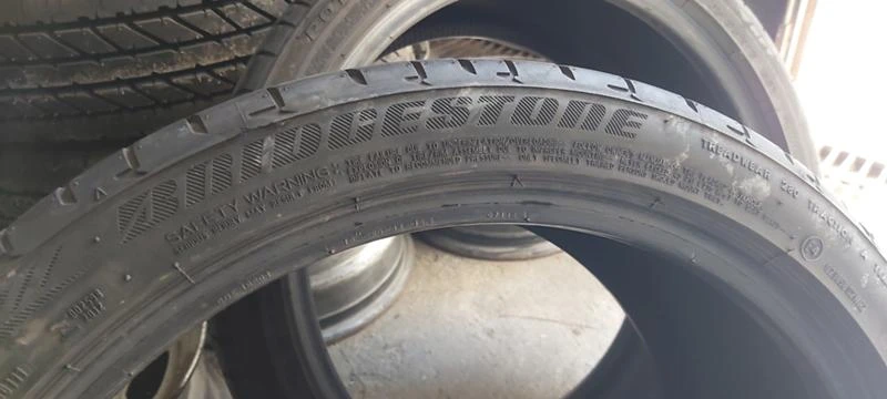 Гуми Летни 245/35R18, снимка 4 - Гуми и джанти - 33538586