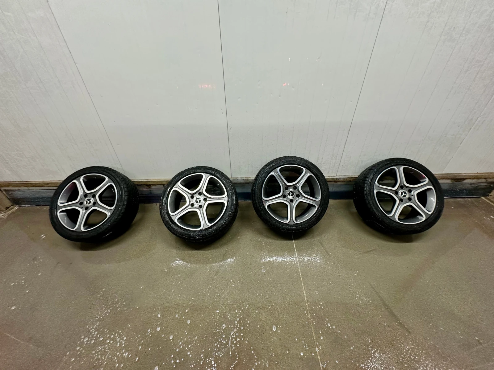 Гуми с джанти Goodyear 225/45R17