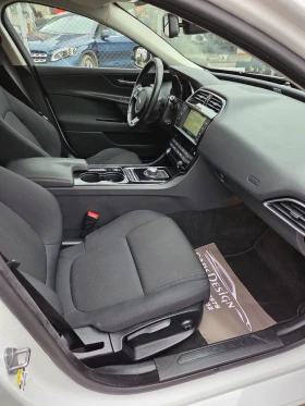 Jaguar XE 2.0D4x4 180ps, снимка 11