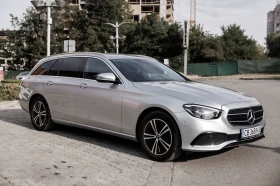 Mercedes-Benz E 220 Реални 49 хил. км. Купена Силвър Стар. Обслужена, снимка 1