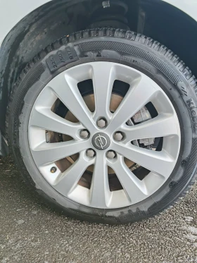 Opel Astra Sport Tourer , снимка 7