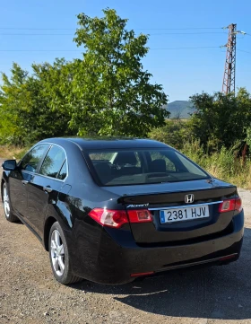 Honda Accord 2.2 i-dtec 150 к.с ТОП състояние , снимка 7
