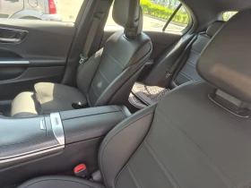 Mercedes-Benz C 300 4MATIC, снимка 8