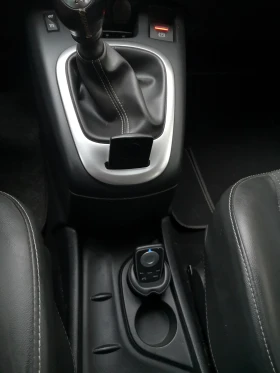 Renault Scenic Turbo Swiss Edition 131кс - 4150 € / 8116.69 лв. - 46487920 12