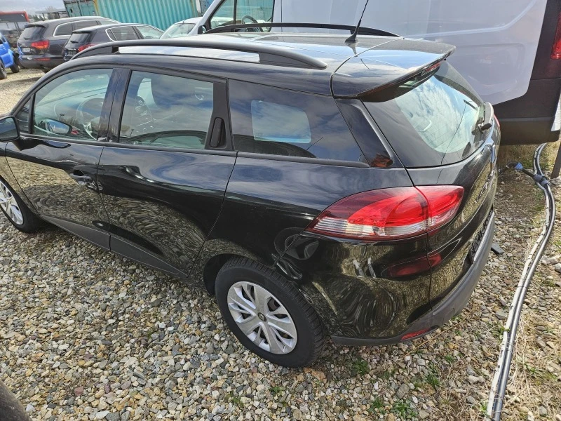 Renault Clio 1.5d, снимка 6 - Автомобили и джипове - 47930870