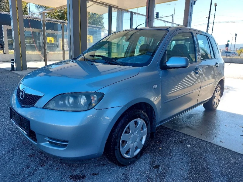 Mazda 2 1.3 бензин клима фейс , снимка 2 - Автомобили и джипове - 47607269