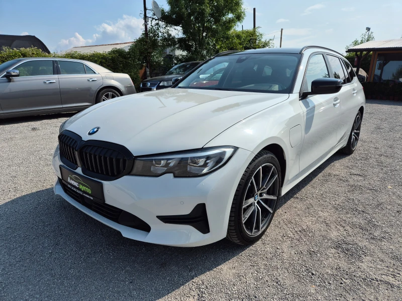 BMW 330 e/X-drive/ДИСТРОНИК/КОЖА, снимка 1 - Автомобили и джипове - 47713708