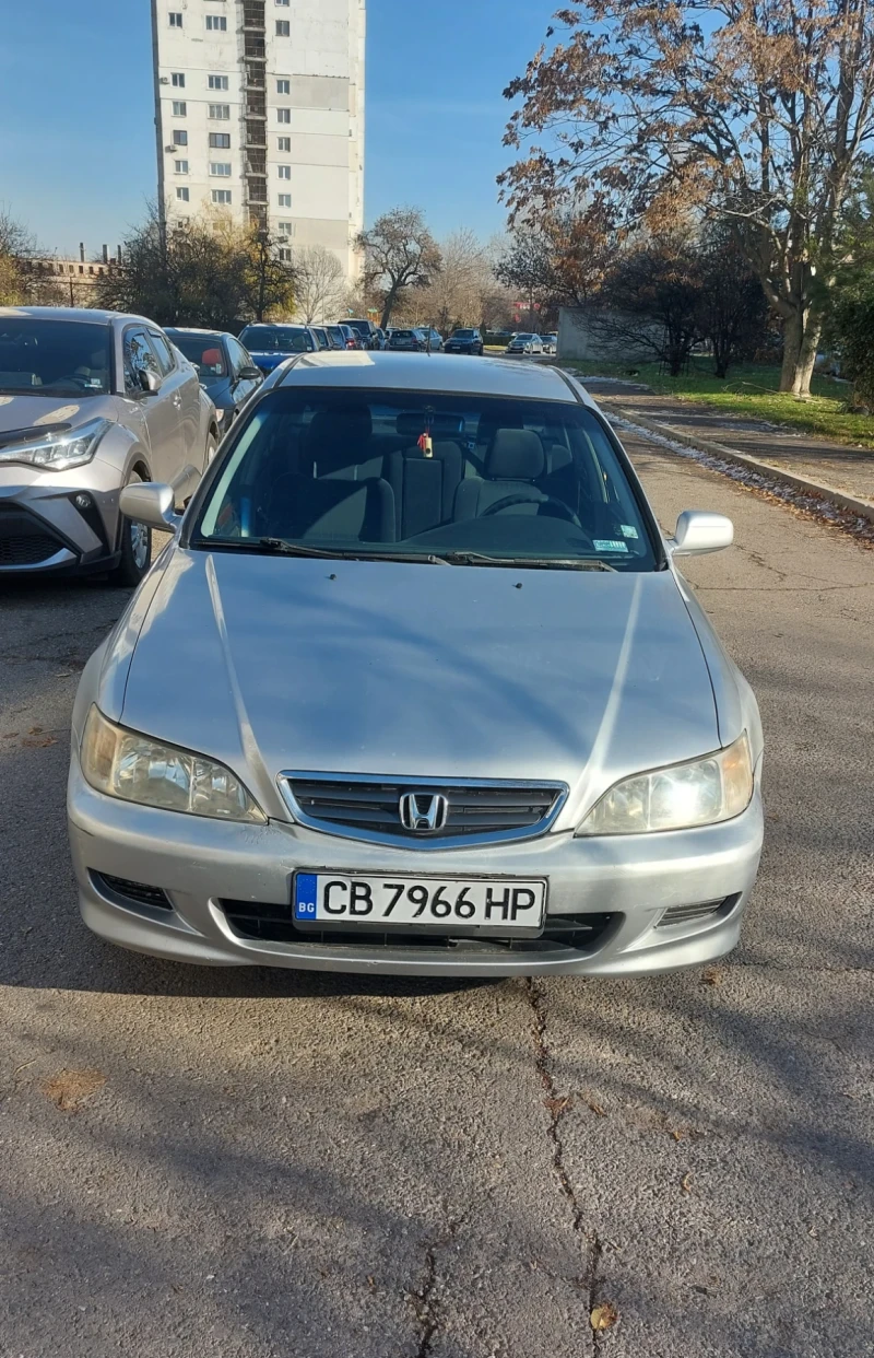 Honda Accord 1.8 vitec, снимка 2 - Автомобили и джипове - 48091914