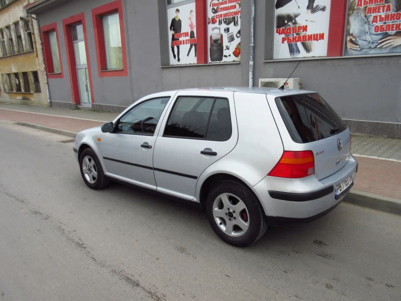 VW Golf 1.4i , снимка 7 - Автомобили и джипове - 49507986