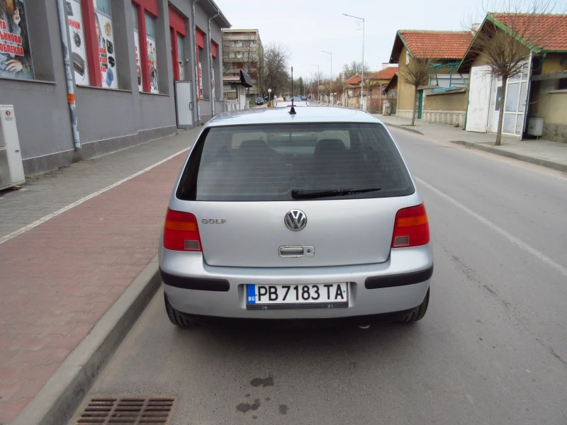 VW Golf 1.4i , снимка 5 - Автомобили и джипове - 49507986