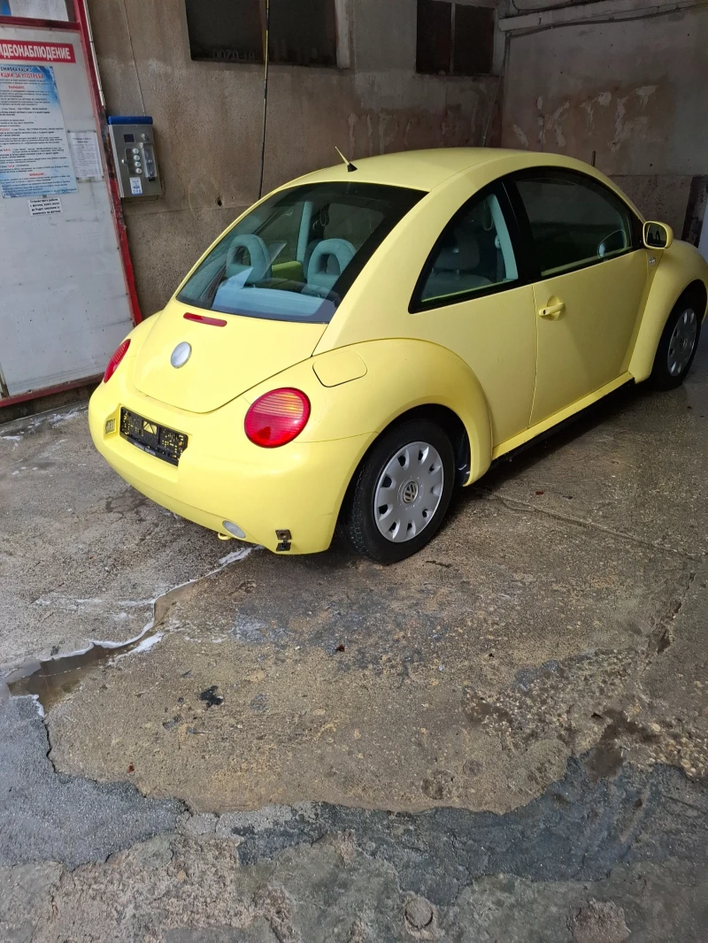 VW New beetle, снимка 3 - Автомобили и джипове - 49515402