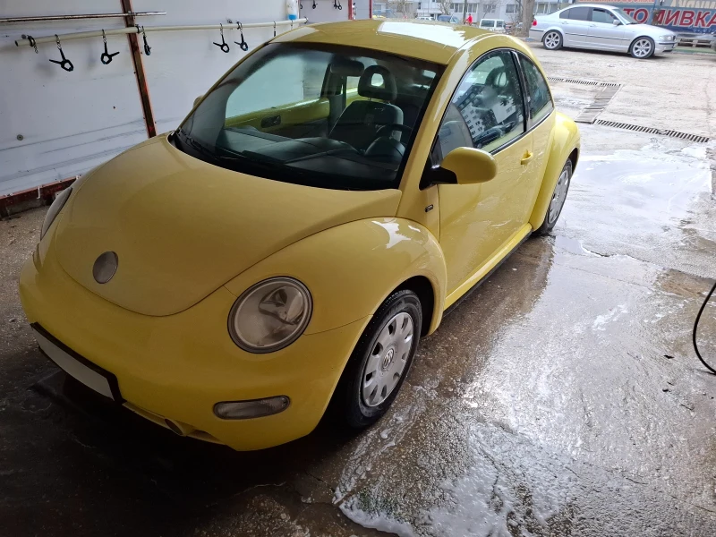 VW New beetle, снимка 1 - Автомобили и джипове - 49515402