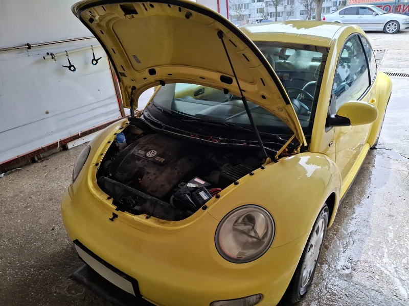 VW New beetle, снимка 13 - Автомобили и джипове - 49515402