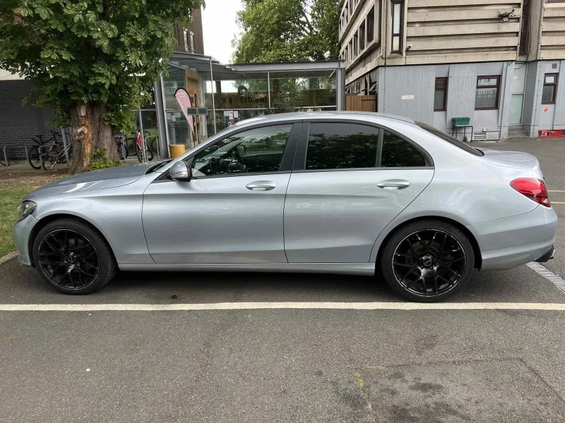 Mercedes-Benz C 220 2.2, снимка 5 - Автомобили и джипове - 51224572