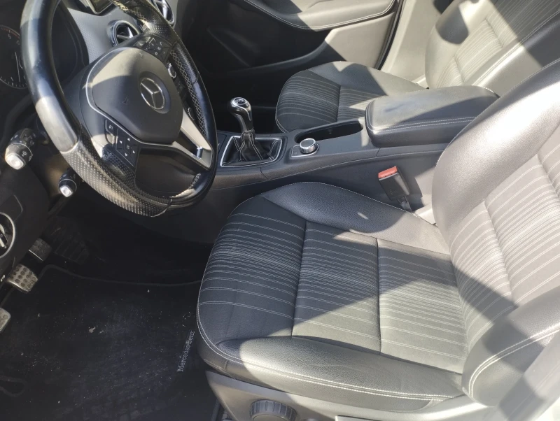 Mercedes-Benz B 200 2.0, снимка 11 - Автомобили и джипове - 52146760