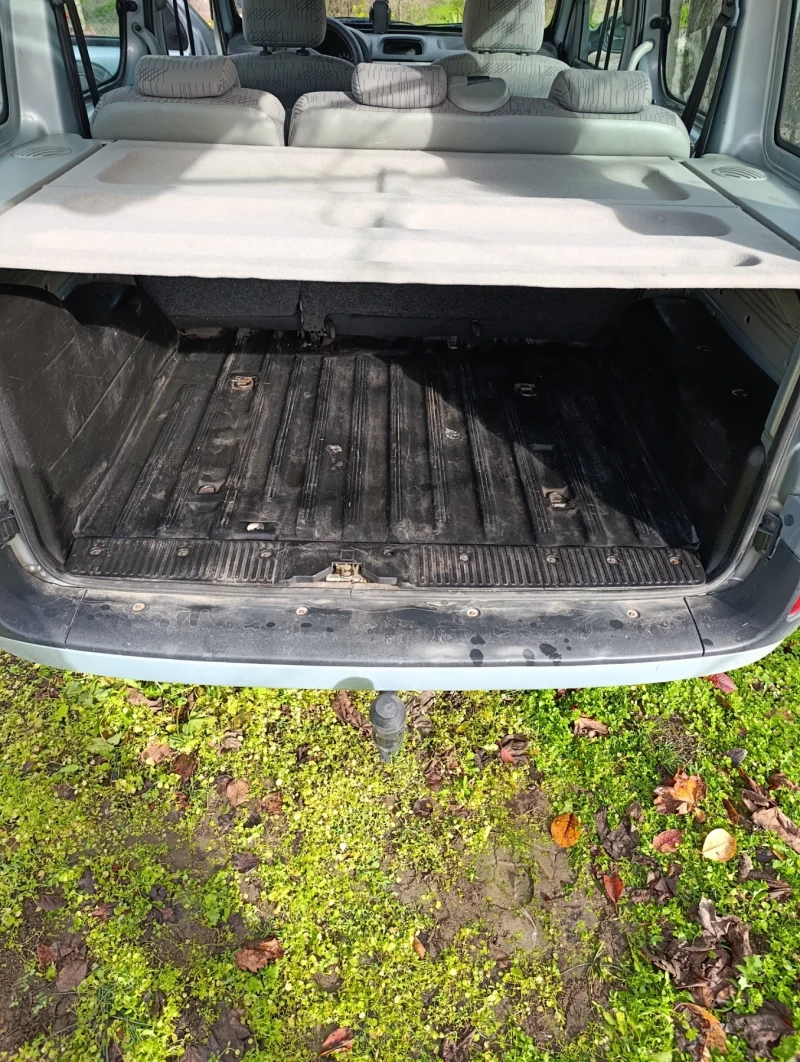 Renault Kangoo, снимка 12 - Автомобили и джипове - 52876307