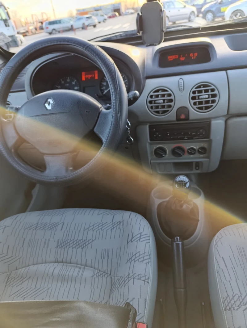 Renault Kangoo, снимка 5 - Автомобили и джипове - 52876307