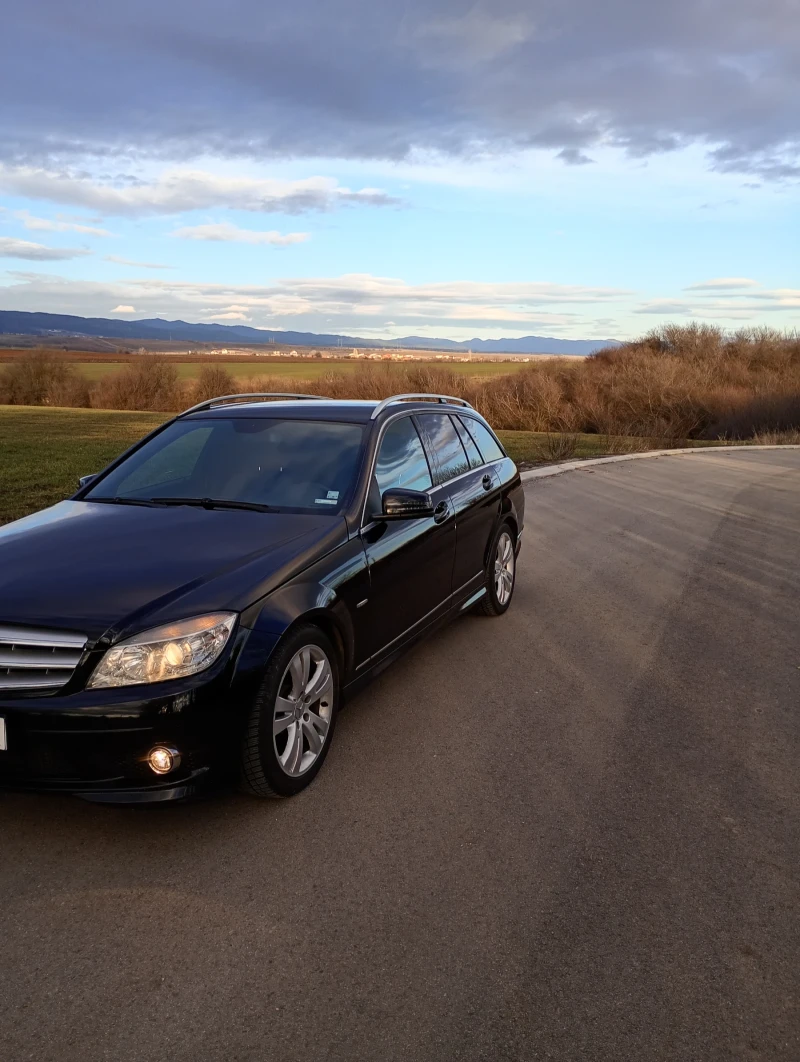 Mercedes-Benz C 180, снимка 2 - Автомобили и джипове - 53447354