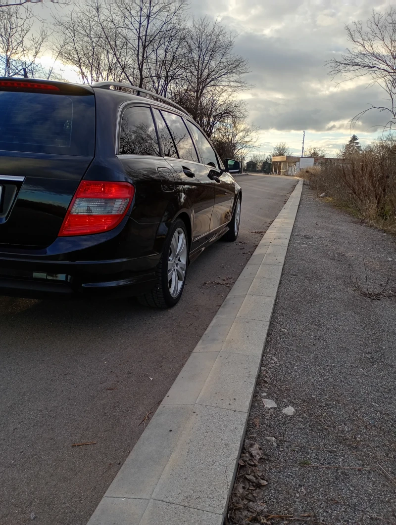 Mercedes-Benz C 180, снимка 7 - Автомобили и джипове - 53447354