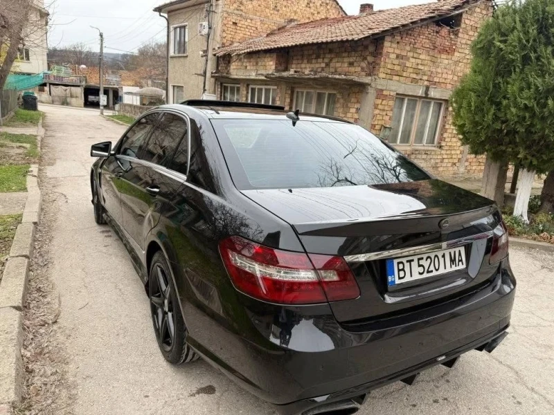 Mercedes-Benz E 350 Автомобила е обслужен: Масло на двигателя, всички , снимка 5 - Автомобили и джипове - 53536405