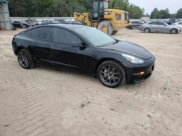 Tesla Model 3 RWD, снимка 13 - Автомобили и джипове - 54235753