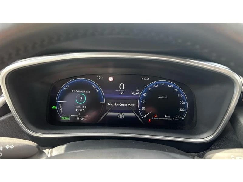 Toyota Corolla TS 1.8HSD PREMIUM, снимка 14 - Автомобили и джипове - 54746950