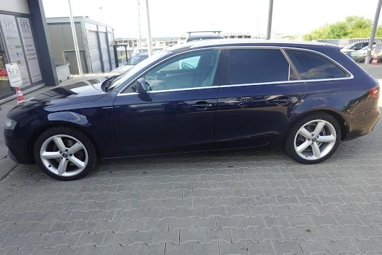 Audi A4, снимка 3 - Автомобили и джипове - 55310871