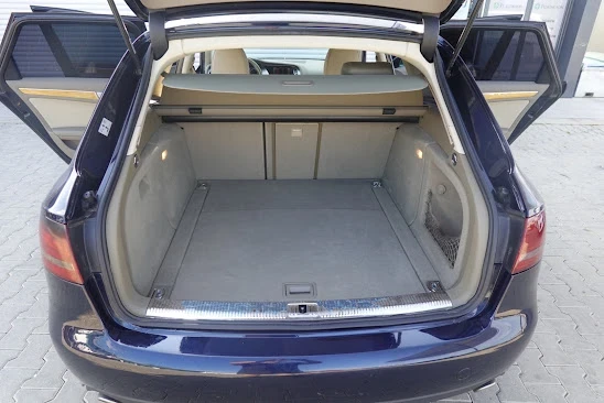 Audi A4, снимка 15 - Автомобили и джипове - 55310871