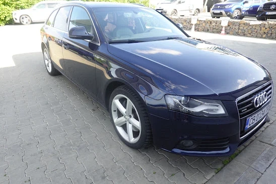 Audi A4, снимка 2 - Автомобили и джипове - 55310871