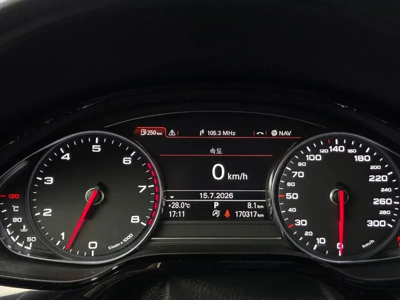 Audi A8 50 Tfsi Quattro, снимка 8 - Автомобили и джипове - 55389879