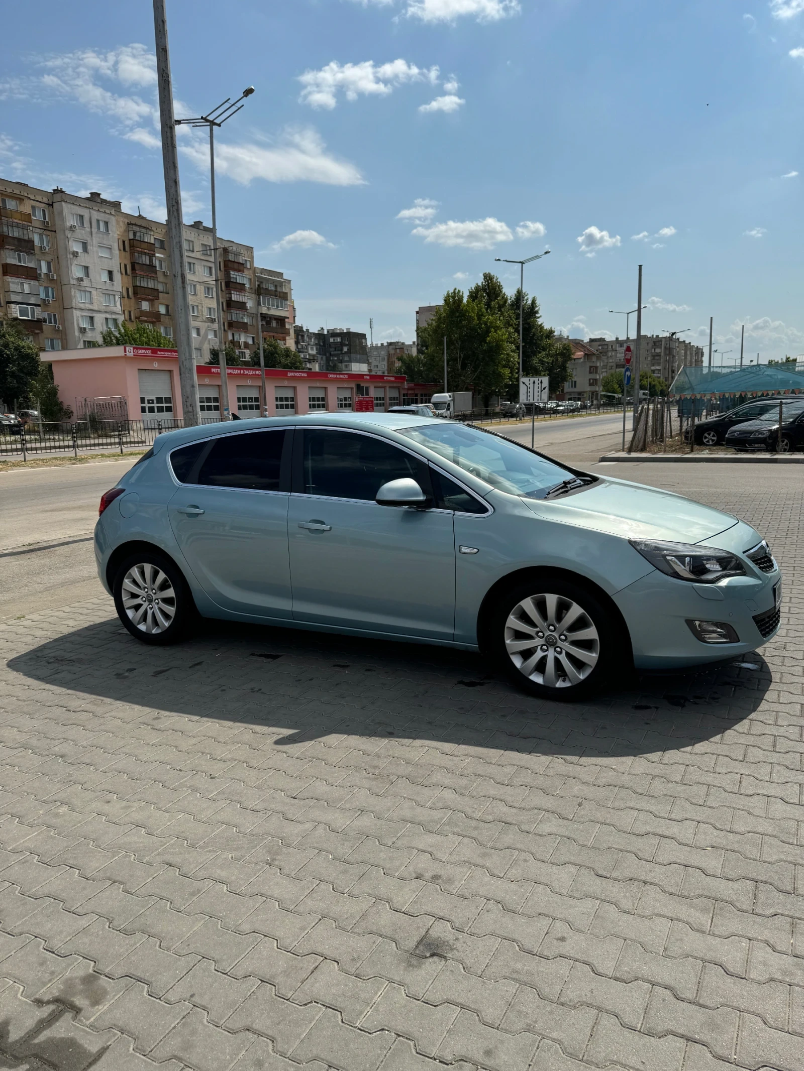 Opel Astra 1.7 CDTI, снимка 1