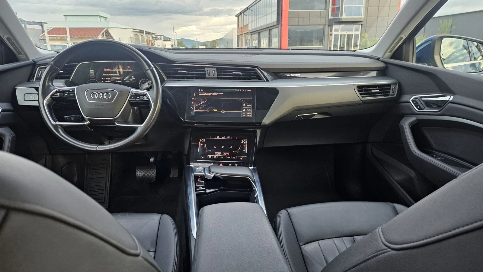 Audi E-Tron 50 quattro, снимка 6 - Автомобили и джипове - 54962254