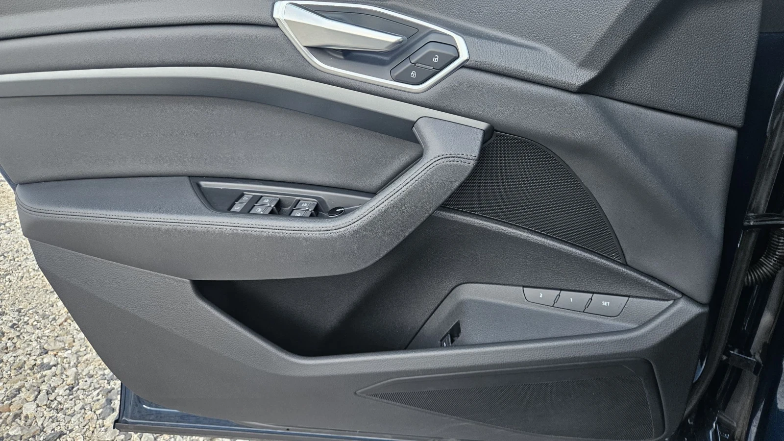Audi E-Tron 50 quattro, снимка 12 - Автомобили и джипове - 54962254