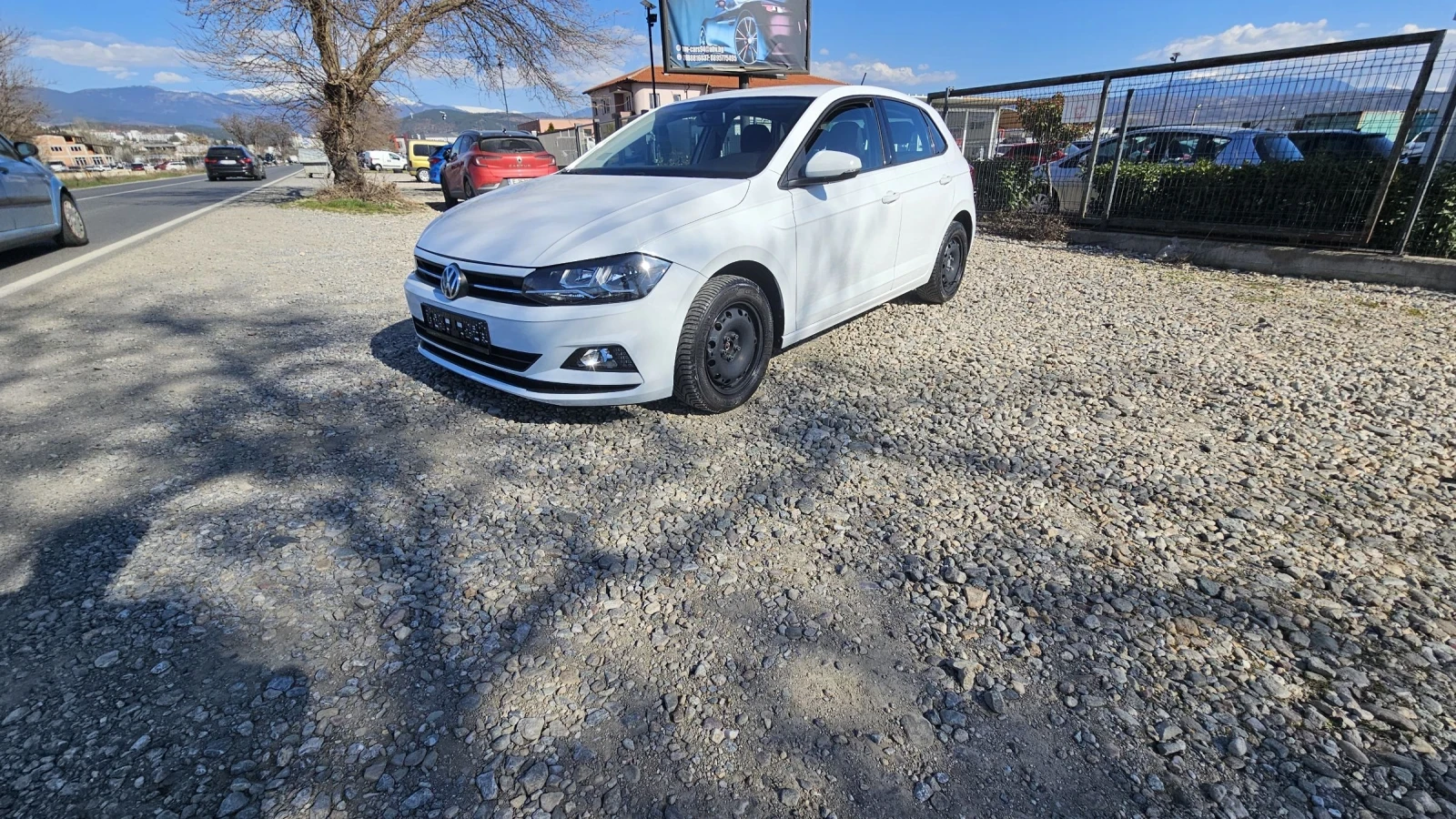 VW Polo 1.0i, снимка 11 - Автомобили и джипове - 54962254