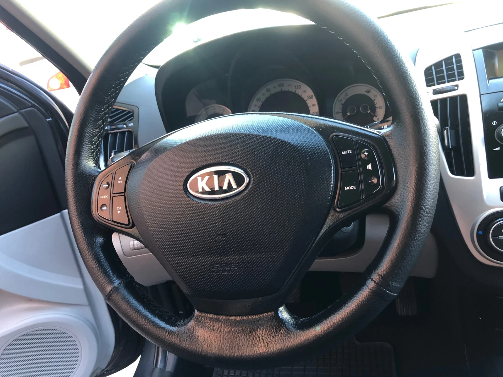 Kia Ceed 1.6 - изображение 9