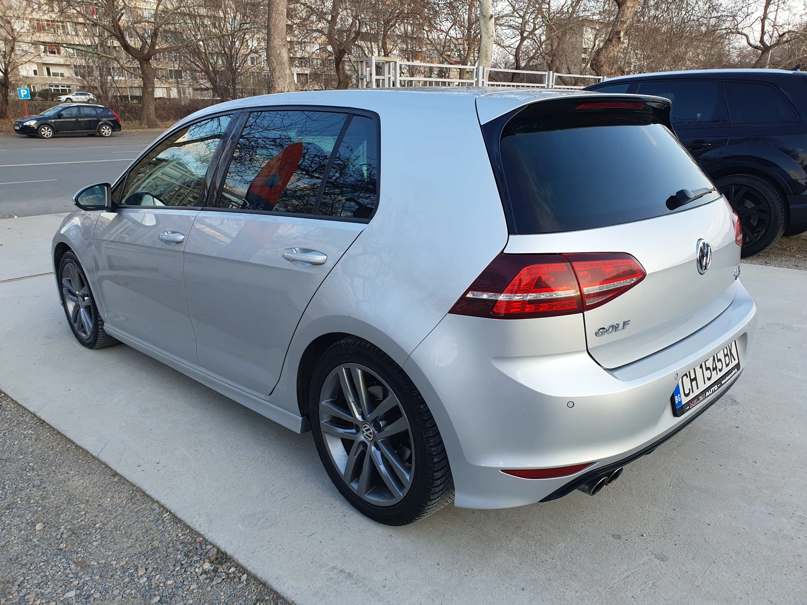 VW Golf R-LINE - изображение 5