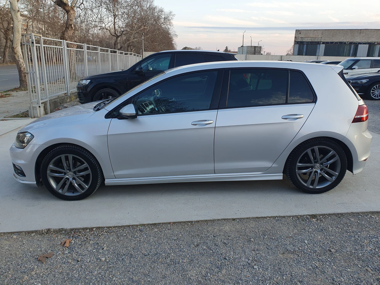 VW Golf R-LINE - изображение 4