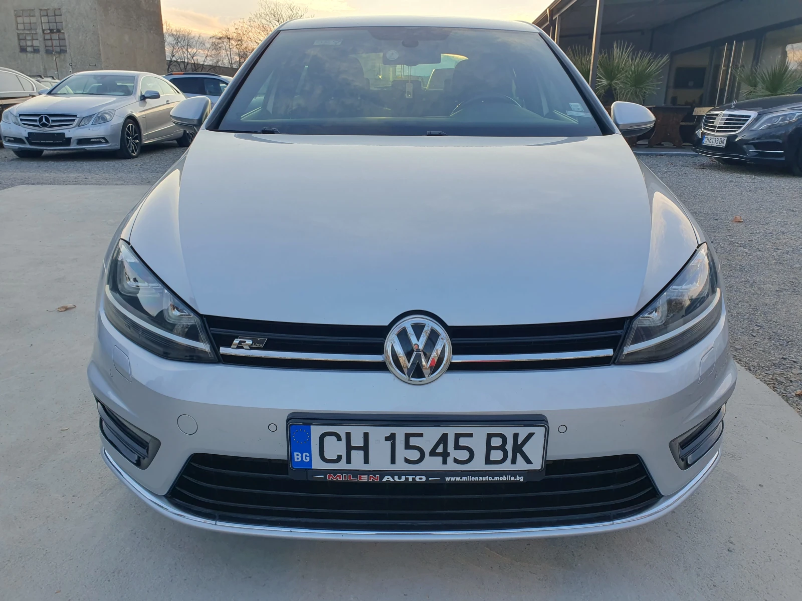 VW Golf R-LINE - изображение 2