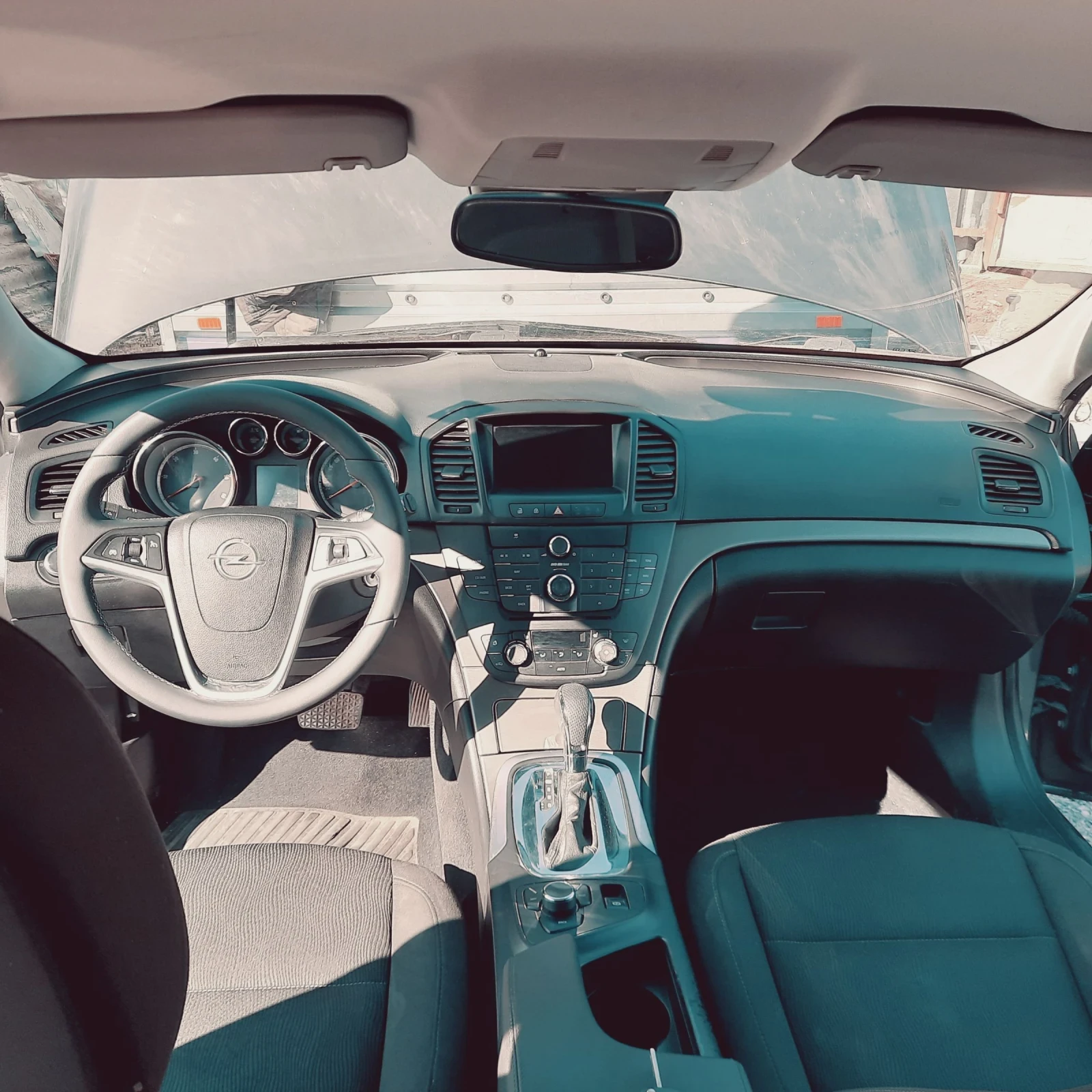 Opel Insignia  - изображение 10