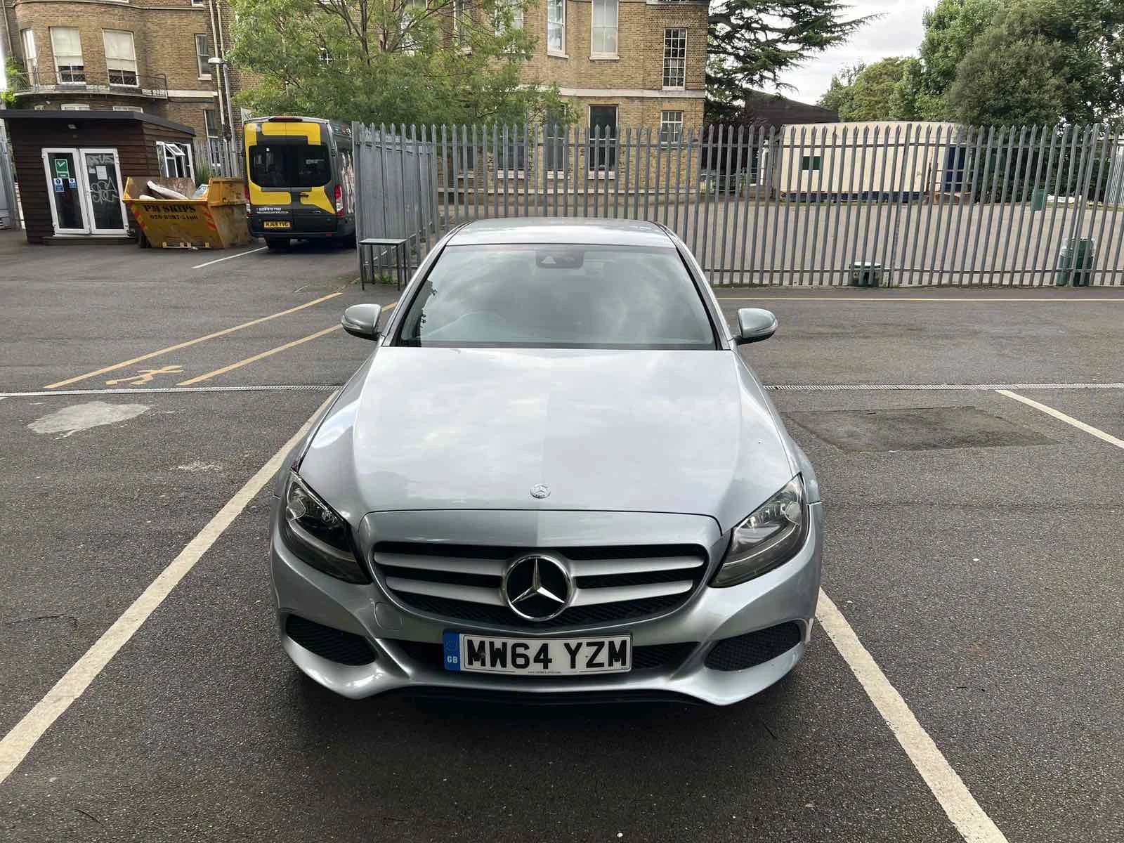 Mercedes-Benz C 220 2.2 - изображение 6