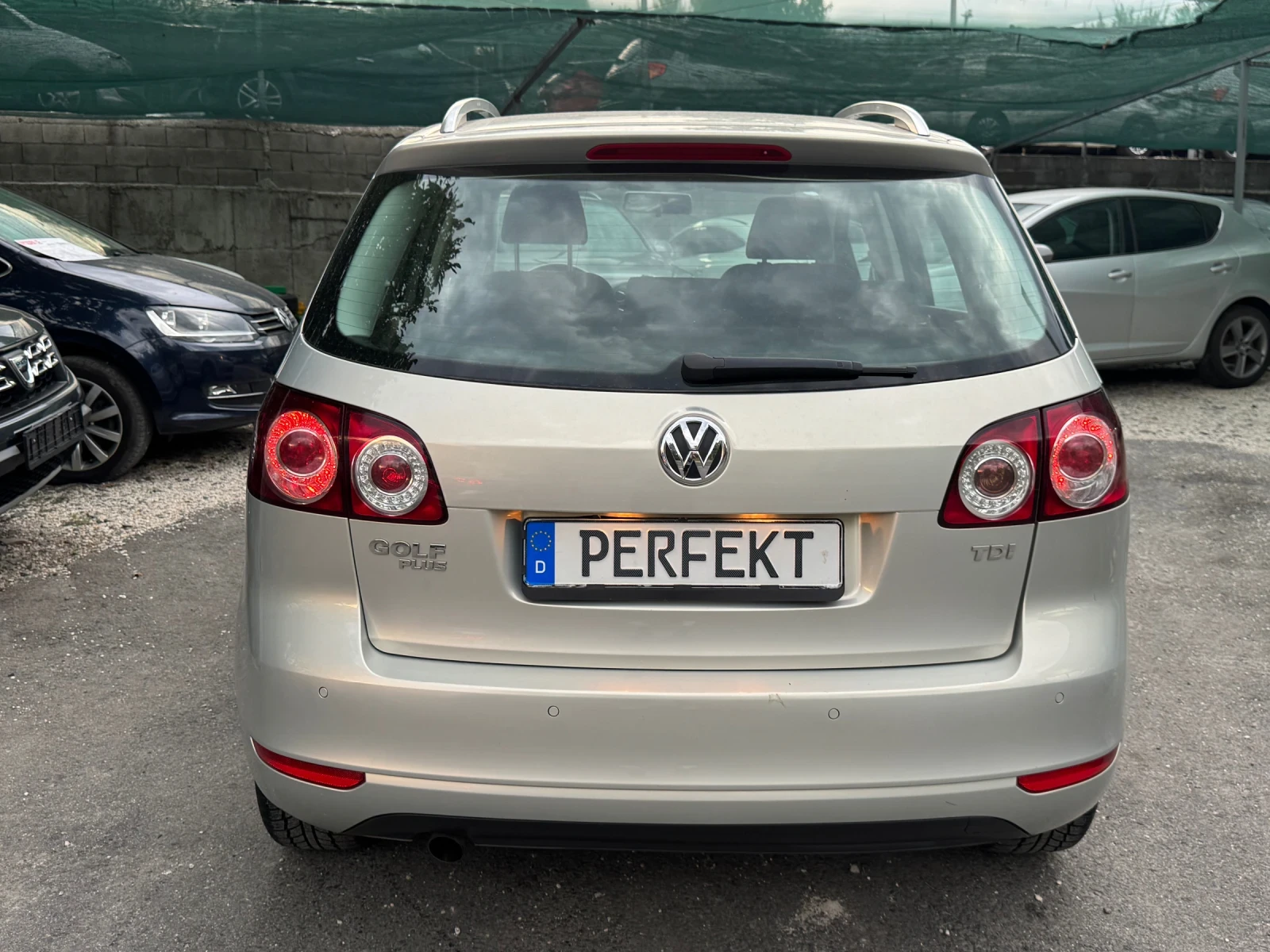 VW Golf Plus 1.6TDI* Highline* UNIKAT - изображение 4