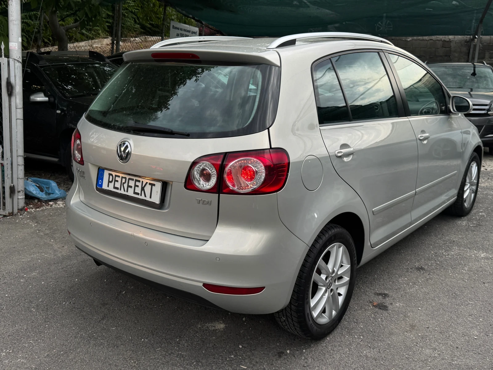 VW Golf Plus 1.6TDI* Highline* UNIKAT - изображение 3