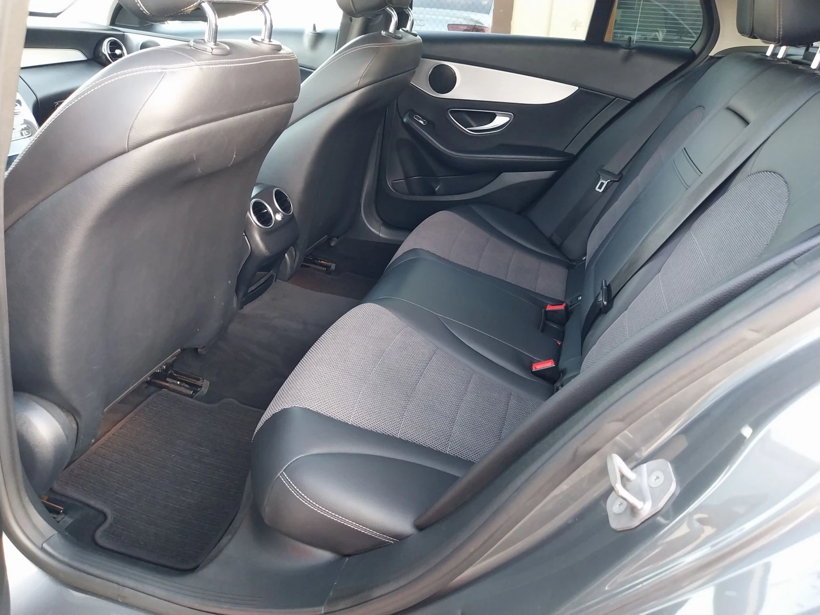 Mercedes-Benz C 220 2.2 CDI/9G-Tronic | Mobile.bg � ����������� 12