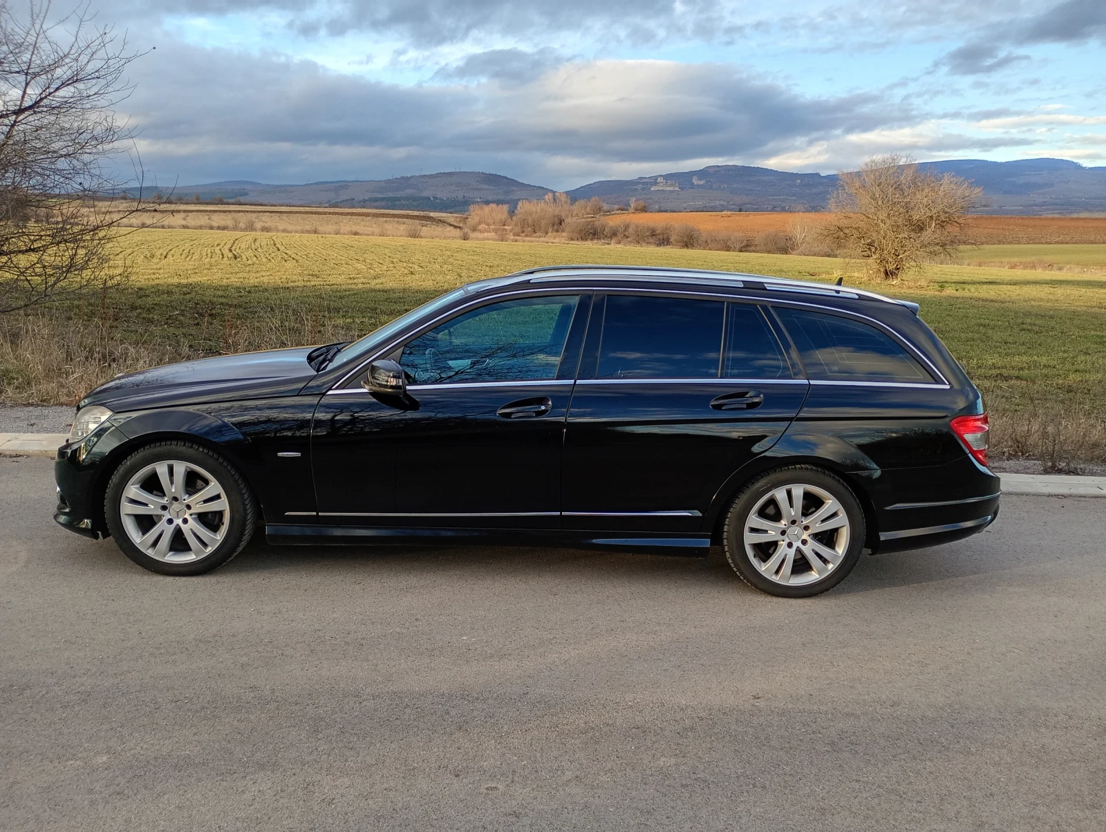 Mercedes-Benz C 180  - изображение 4